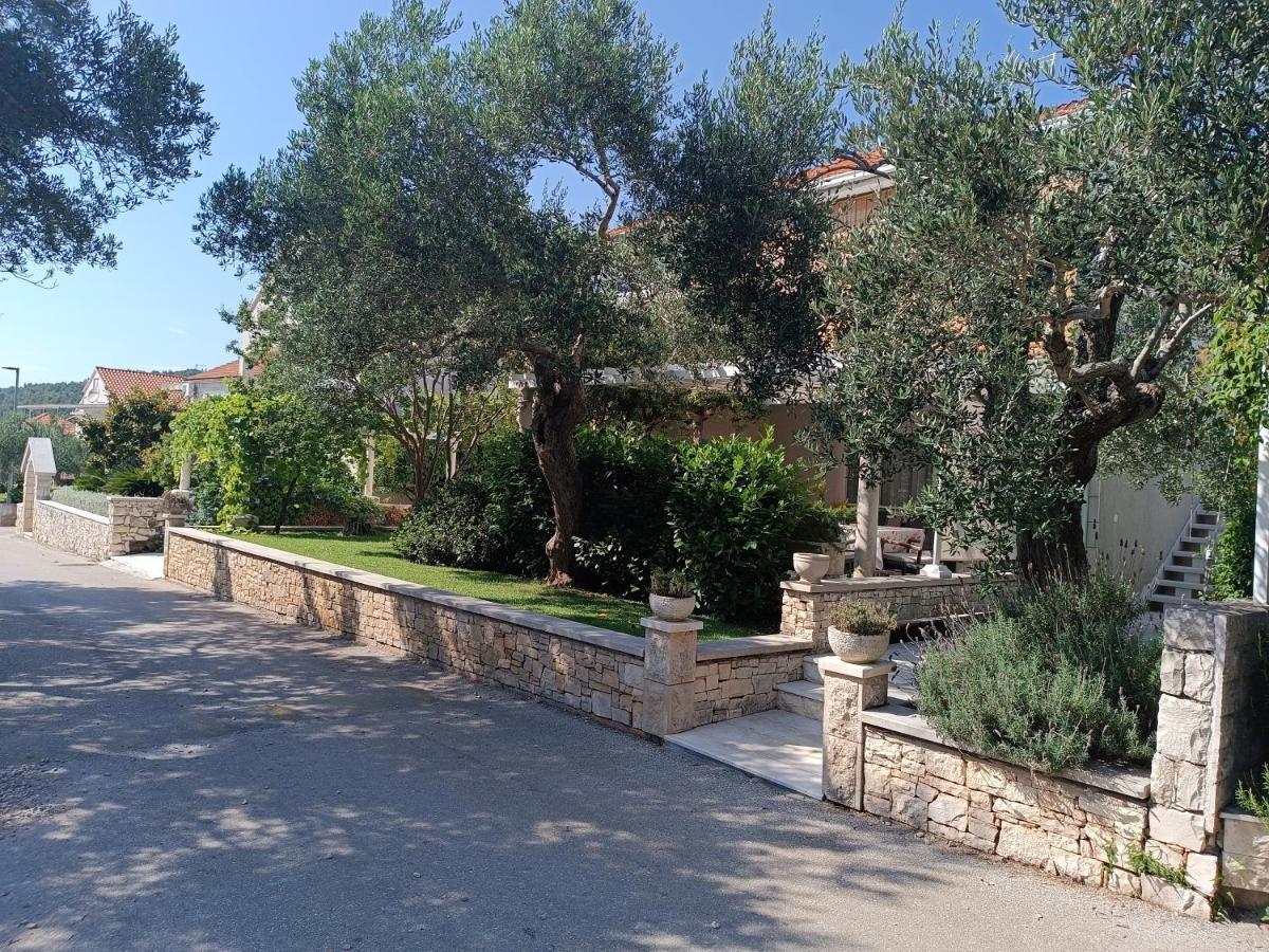 Apartments Sirius Korcula Town Bagian luar foto